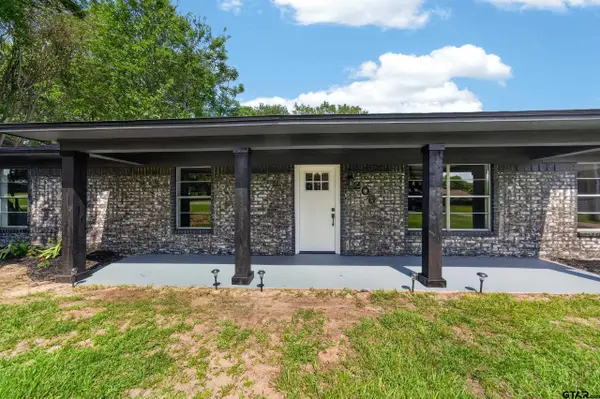 206 Elm Street, Winona, TX 75792