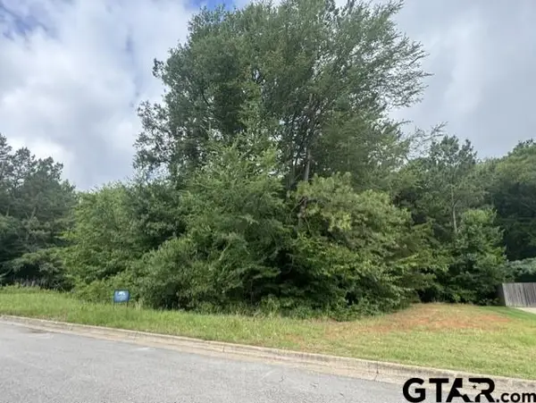 9469 Cherokee Trail, Tyler, TX 75703