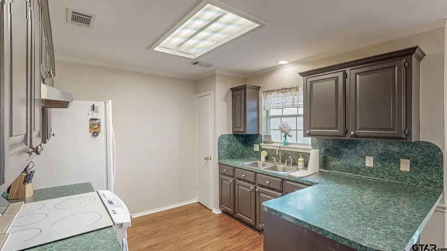 103 Clearview Dr, Whitehouse, TX 75791 - #2