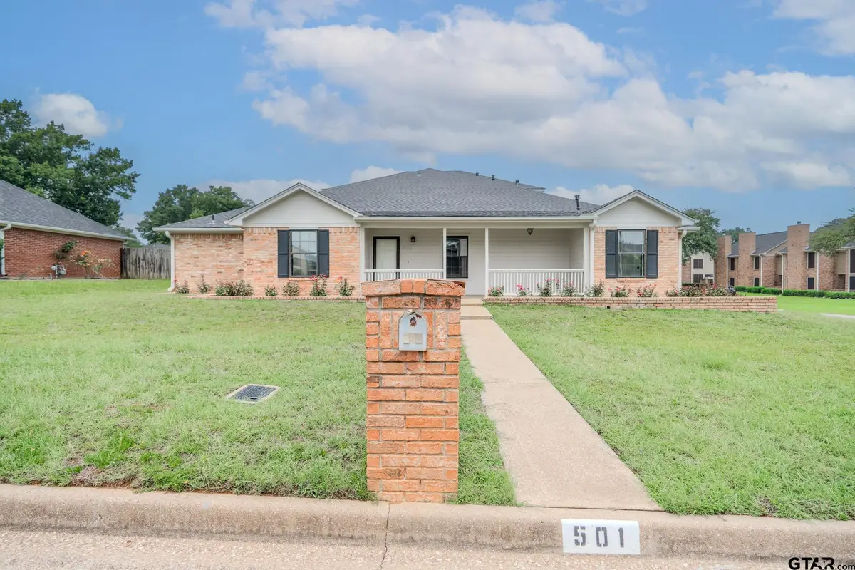 501 W Rieck Rd, Tyler, TX 75703 - #1