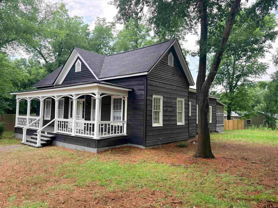 605 E CALVERT, Troup, TX 75789 - #2
