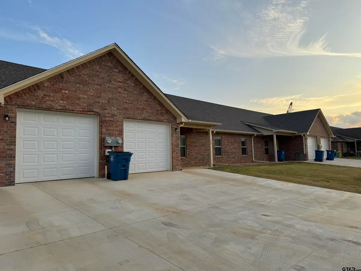 104 Sydney, Bullard, TX 75757 - #1