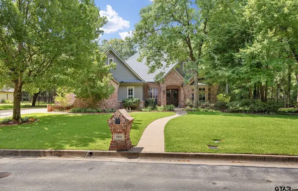 1915 Stonegate Valley Dr., Tyler, TX 75703