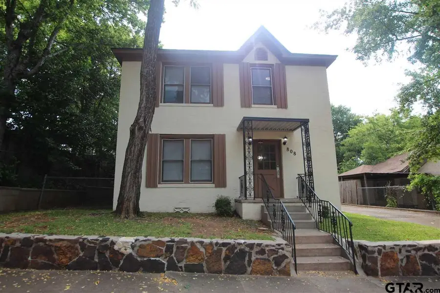 808 S Robertson Ave D, Tyler, TX 75702 - #2