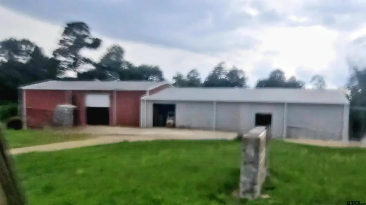 221 Locker Plant Rd, Gladewater, TX 75647 - #1