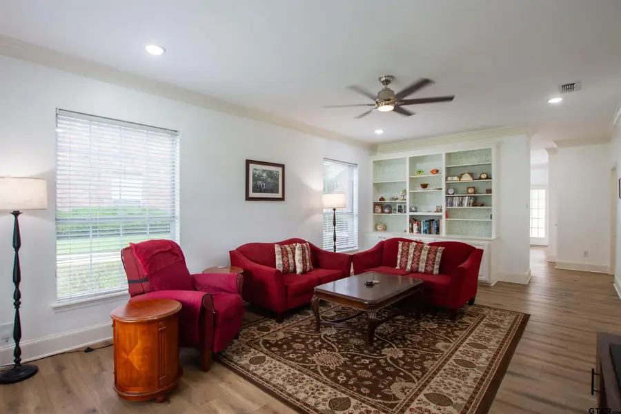 1914 Hollylake Cir, Tyler, TX 75703 - #2