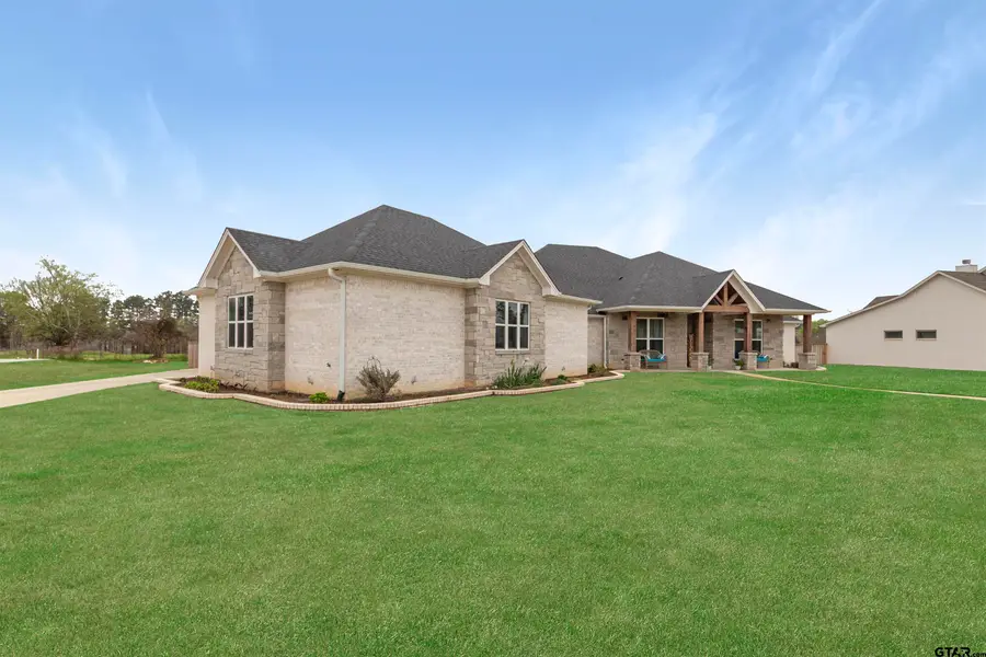219 White N Gail Ln, Bullard, TX 75757 - #2