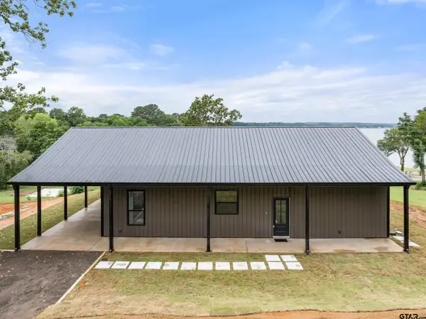 10916 Crestview lane, Frankston, TX 75763