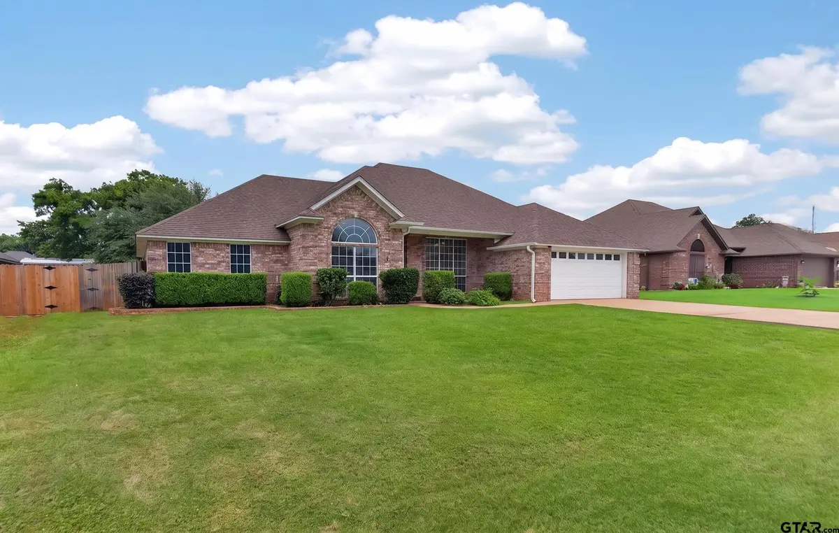 904 Bob White Ln, Whitehouse, TX 75791 - #1