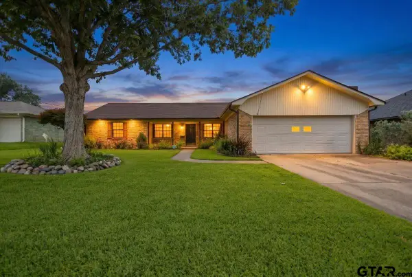 1915 Castlegate, Henderson, TX 75654