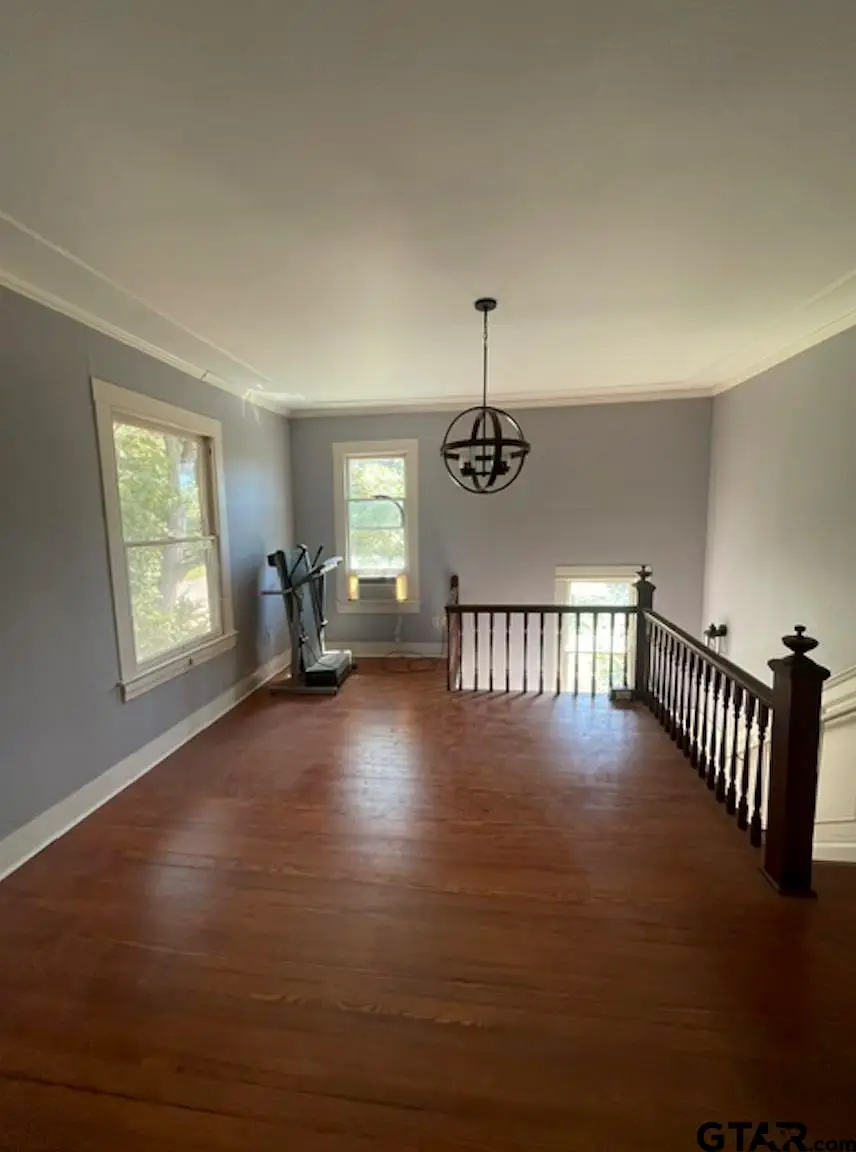 823 S Magnolia St, Palestine, TX 75801 - #2