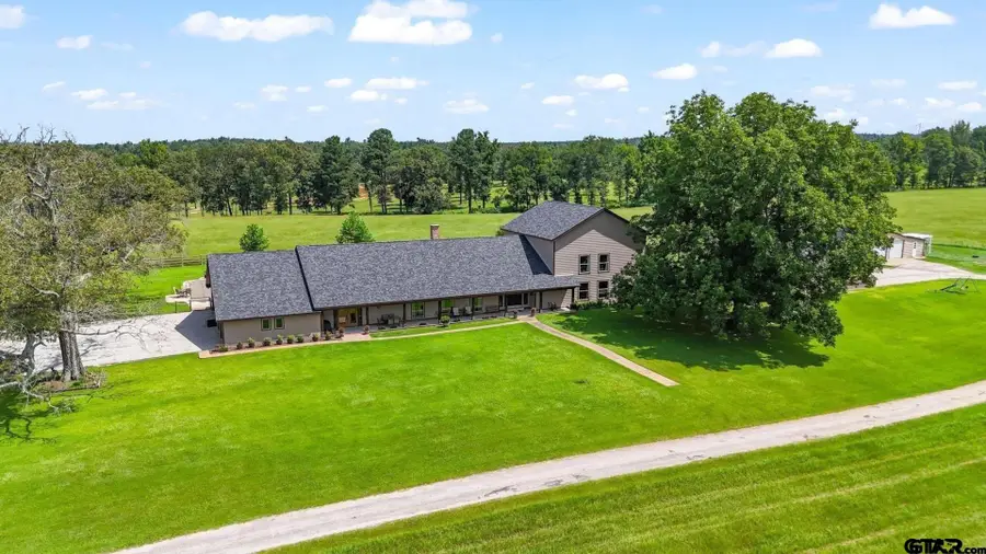 11074 W Highway 64, Price Turnertown, TX 75684 - #2