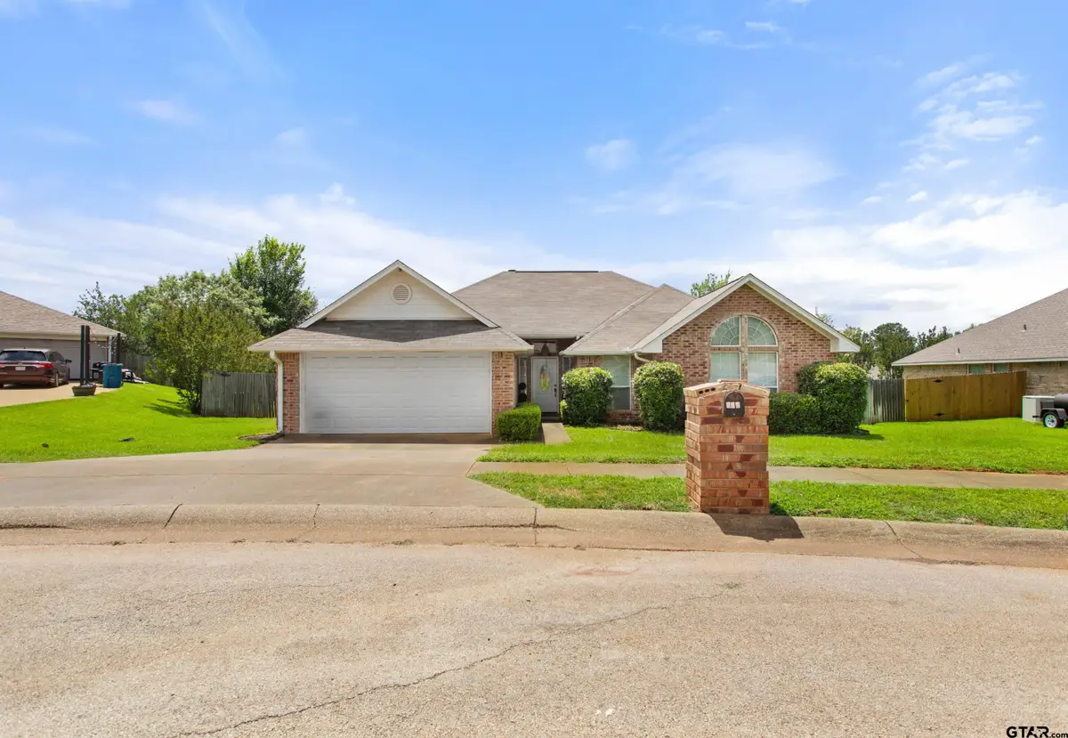 265 Crestview Dr, Jacksonville, TX 75766 - #1