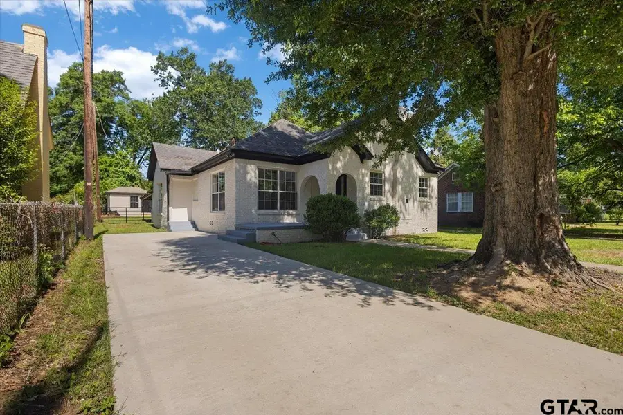 1304 N Ross, Tyler, TX 75702 - #2