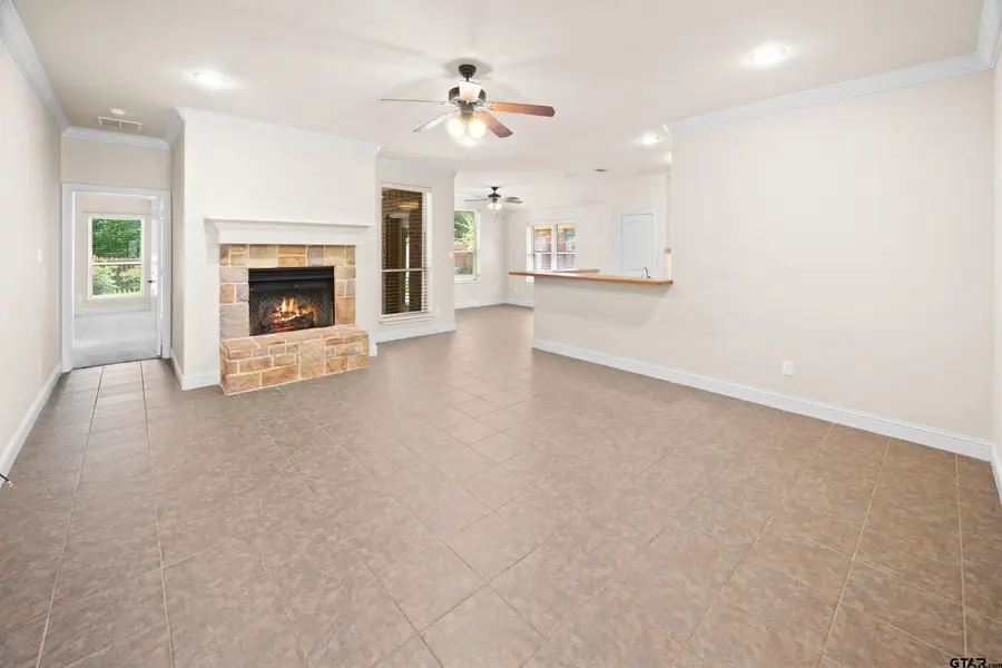 2559 Lazy Acres Ln, Tyler, TX 75707 - #3