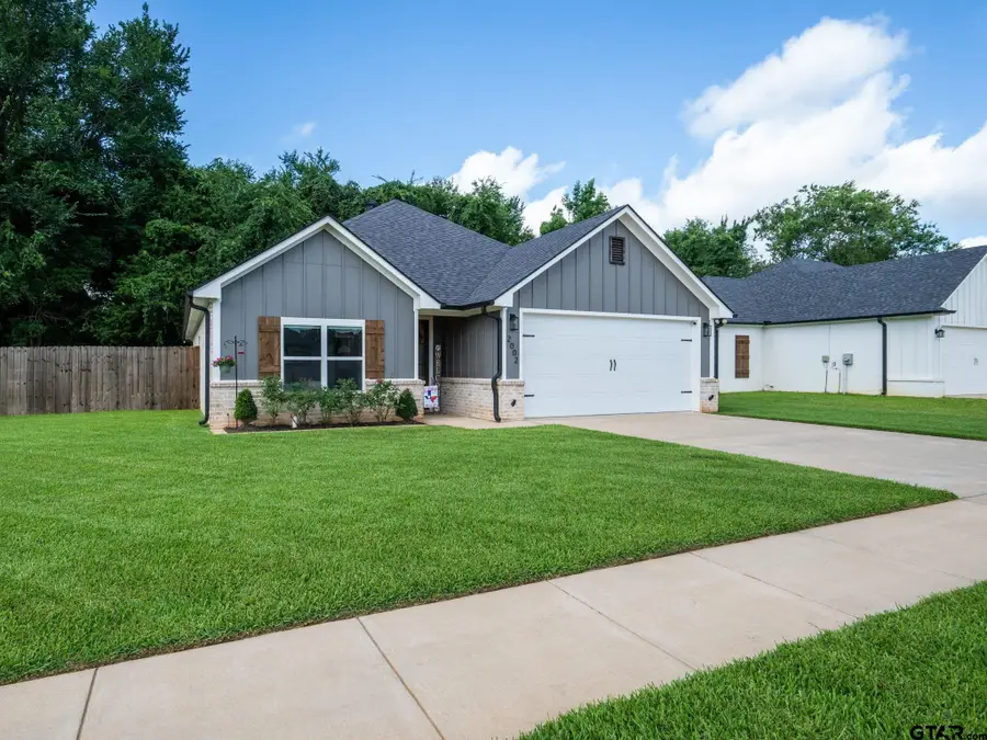 2002 Jackie Ray, Whitehouse, TX 75791 - #2