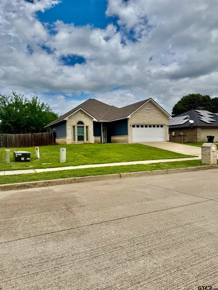 5807 Deauville St., Tyler, TX 75704 - #2
