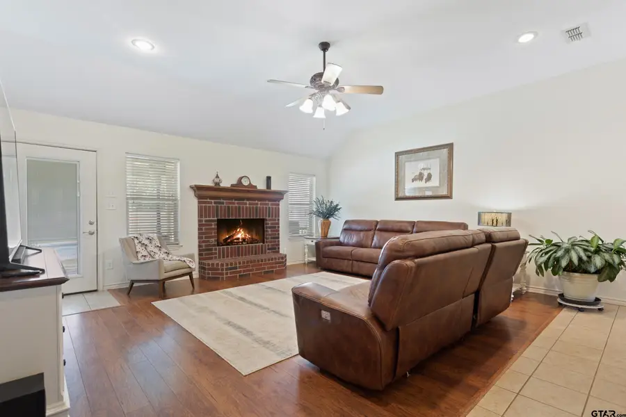 13664 County Road 4200, Lindale, TX 75771 - #3