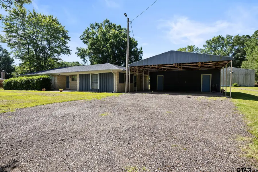 119 W Billy Daniels Parkway, Mount Pleasant, TX 75455 - #2