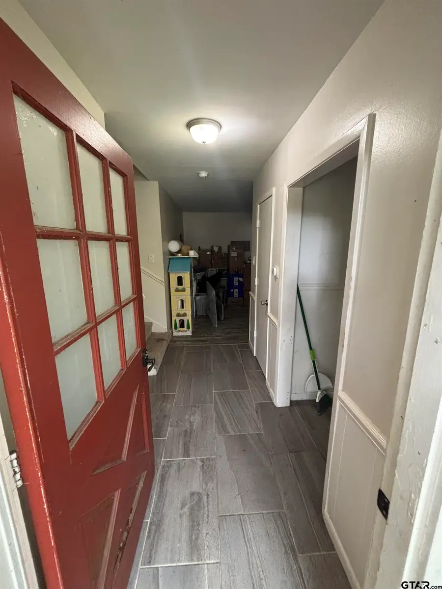3135 Rollingwood Dr., Tyler, TX 75701 - #2