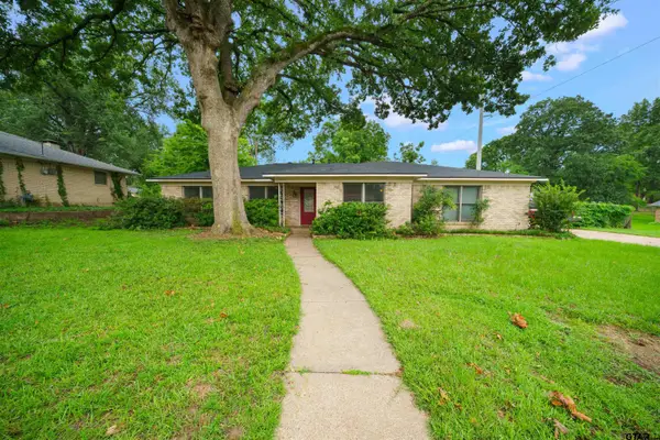 3018 Tower Dr, Tyler, TX 75701