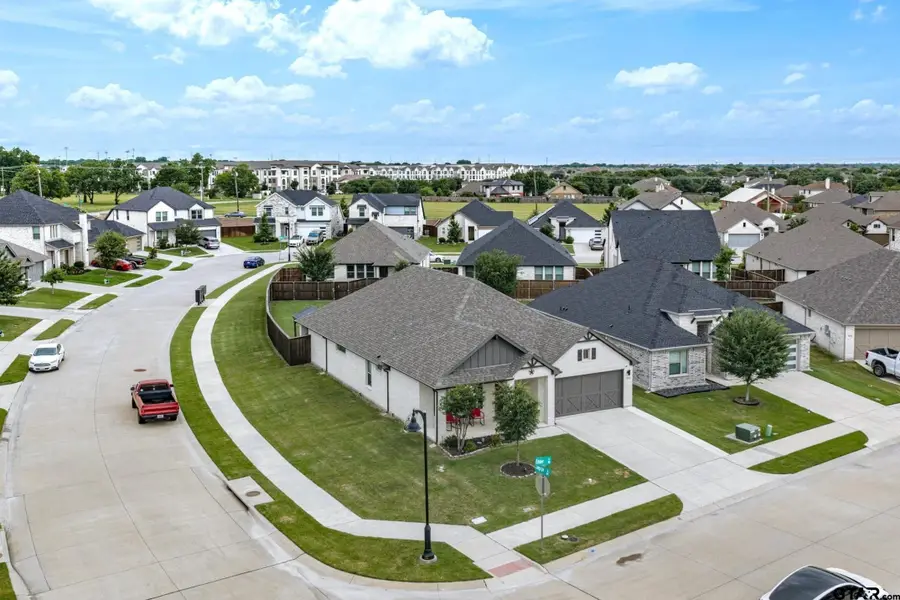 305 Ember Circle, Waxahachie, TX 75165 - #2