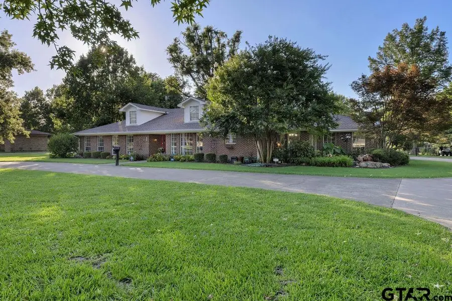 612 W Coke Rd, Winnsboro, TX 75494 - #3