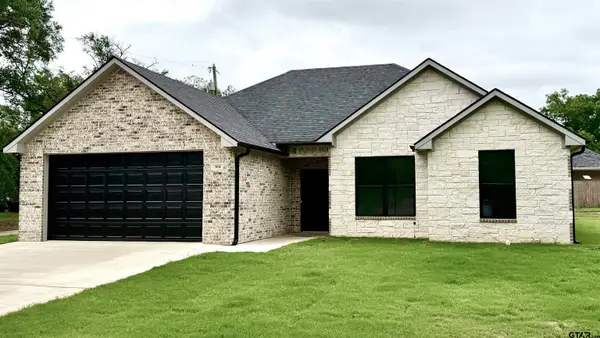 304 S. Bradford St, Arp, TX 75750