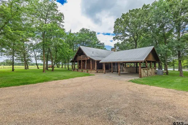 609 County Road 2421, Como, TX 75431