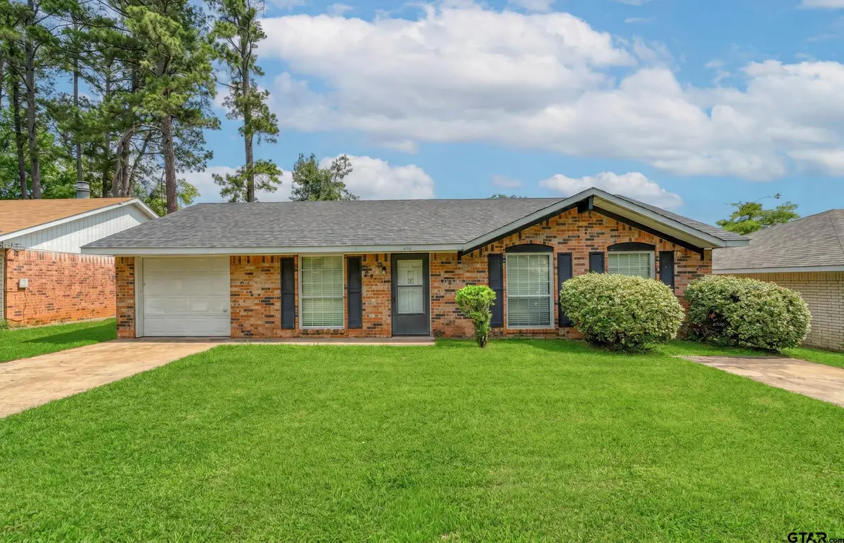 636 N Wildrose, Lone Star, TX 75668 - #1