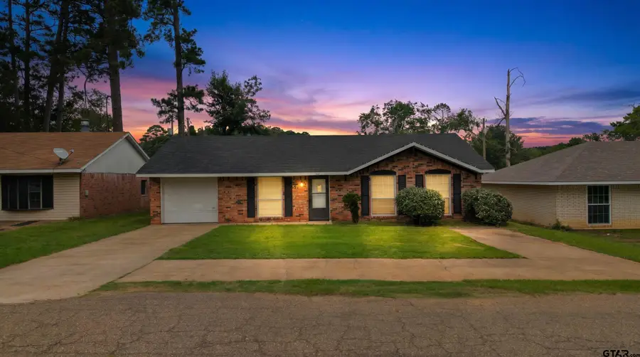 636 N Wildrose, Lone Star, TX 75668 - #2