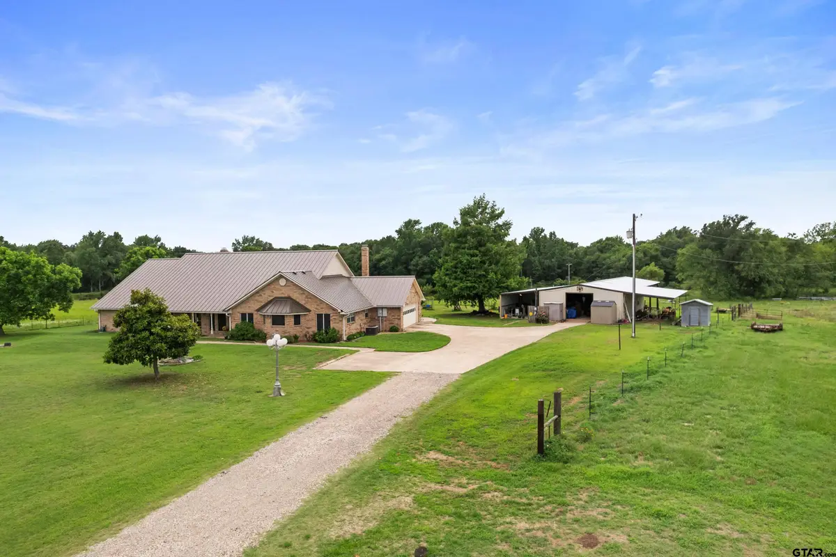 685 CR 1320, Bogata, TX 75417 - #1