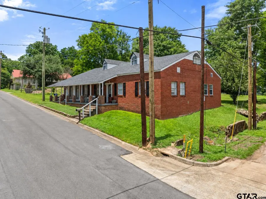 110 Church St., Winona, TX 75792 - #2
