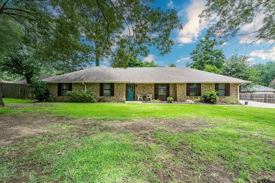 354 Royal Cir, Whitehouse, TX 75791 - #2