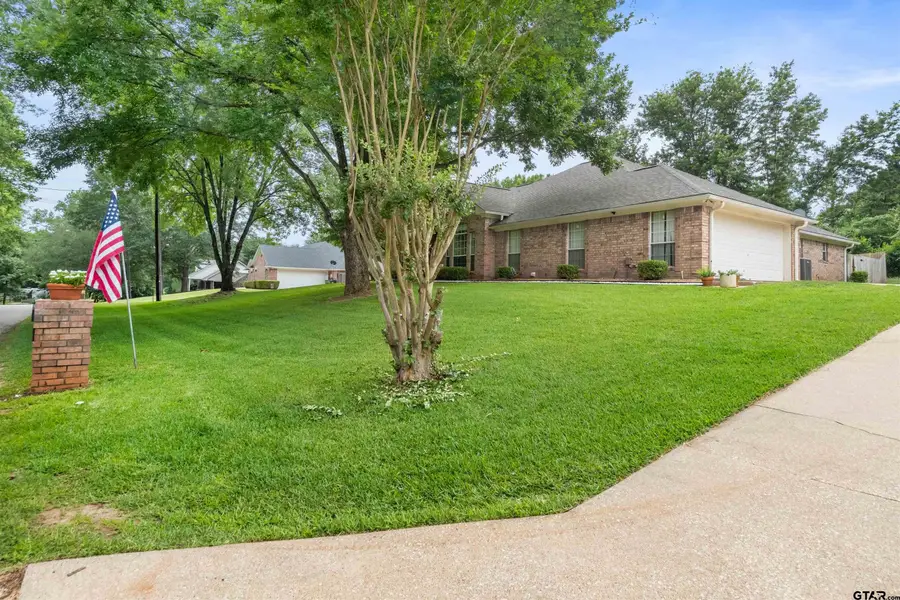 2005 Ventureview St, Palestine, TX 75803 - #3