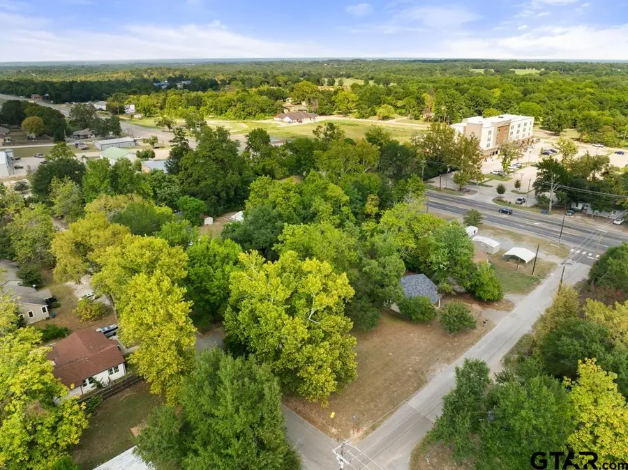 111 Mallory, Lindale, TX 75771 - #2