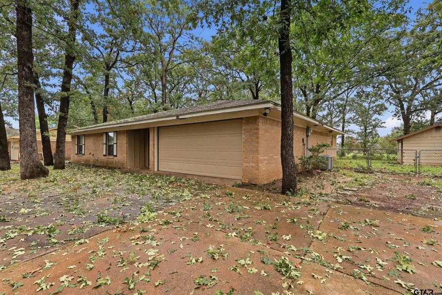 135 46th St Sw, Paris, TX 75460 - #3
