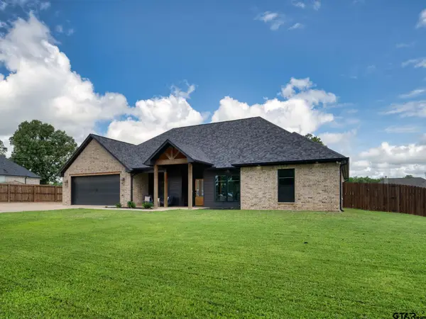 8822 County Road 152 W, Bullard,  75757