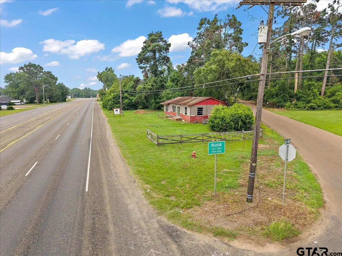 1535 N Dickinson, Rusk, TX 75785 - #1