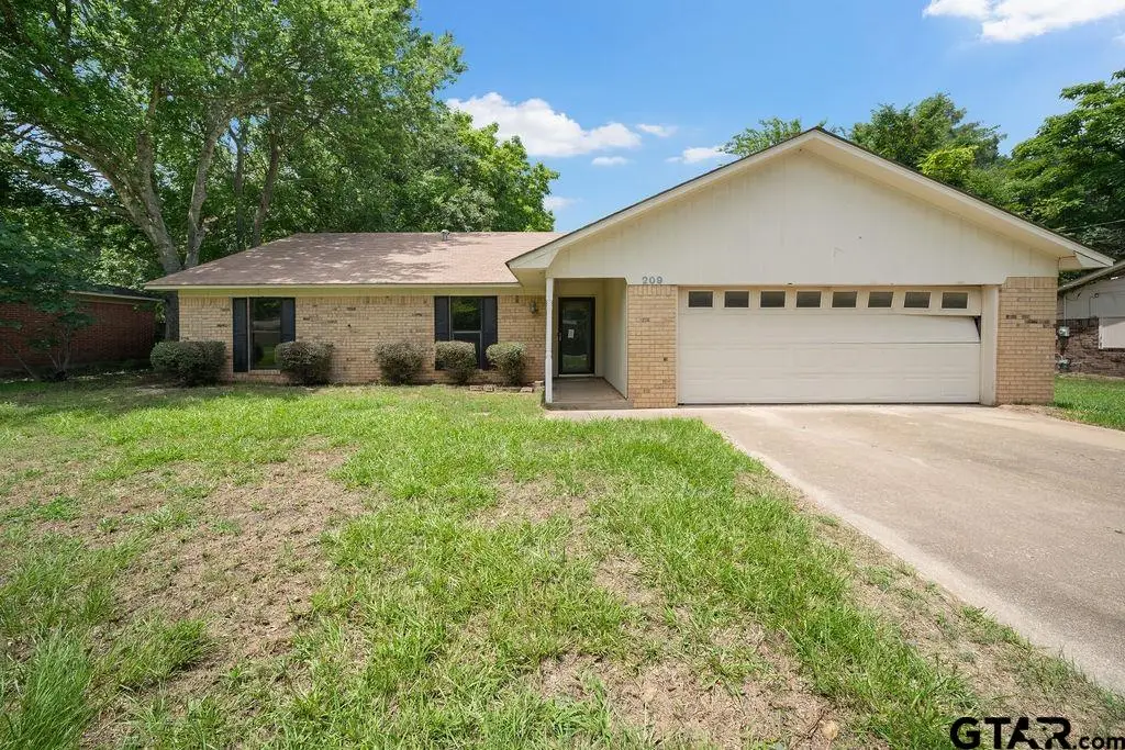 209 Magnolia, Chandler, TX 75758 - #1
