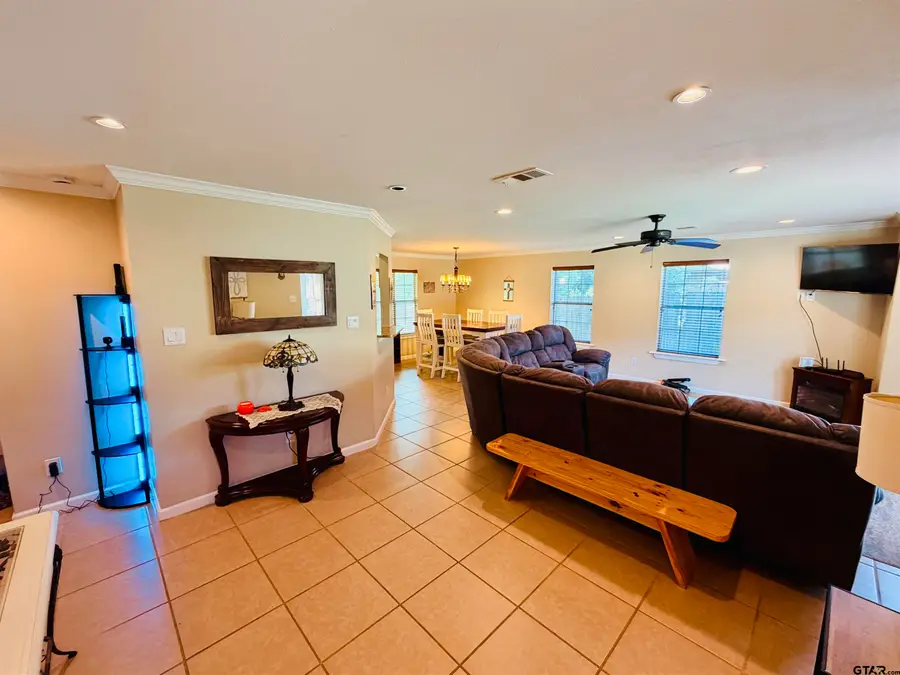 513 Therese Court, Mount Pleasant, TX 75455 - #2