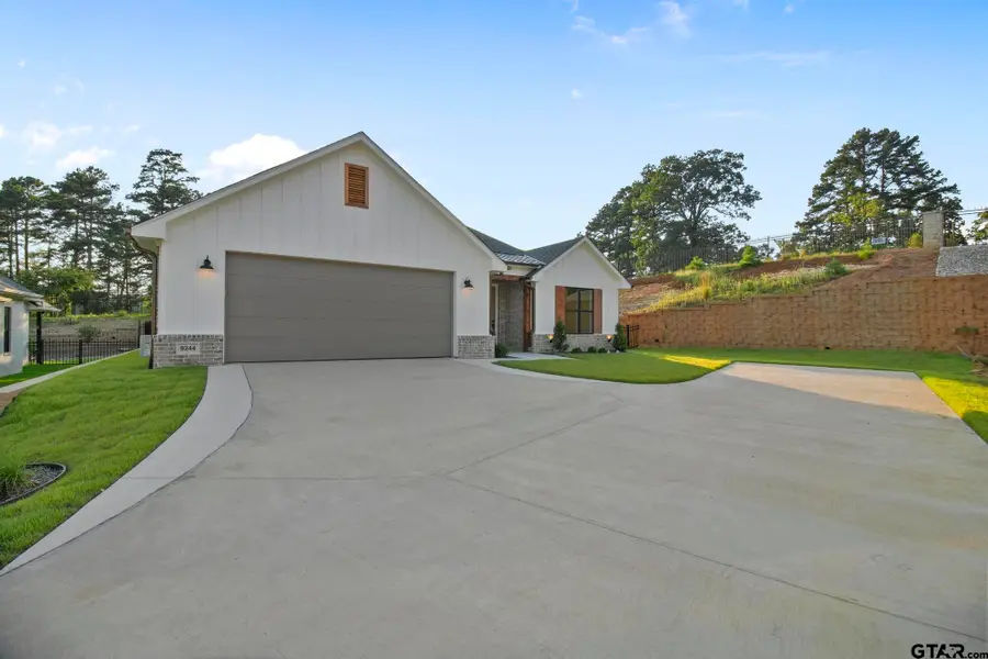 9244 Villas Ct, Tyler, TX 75703 - #2