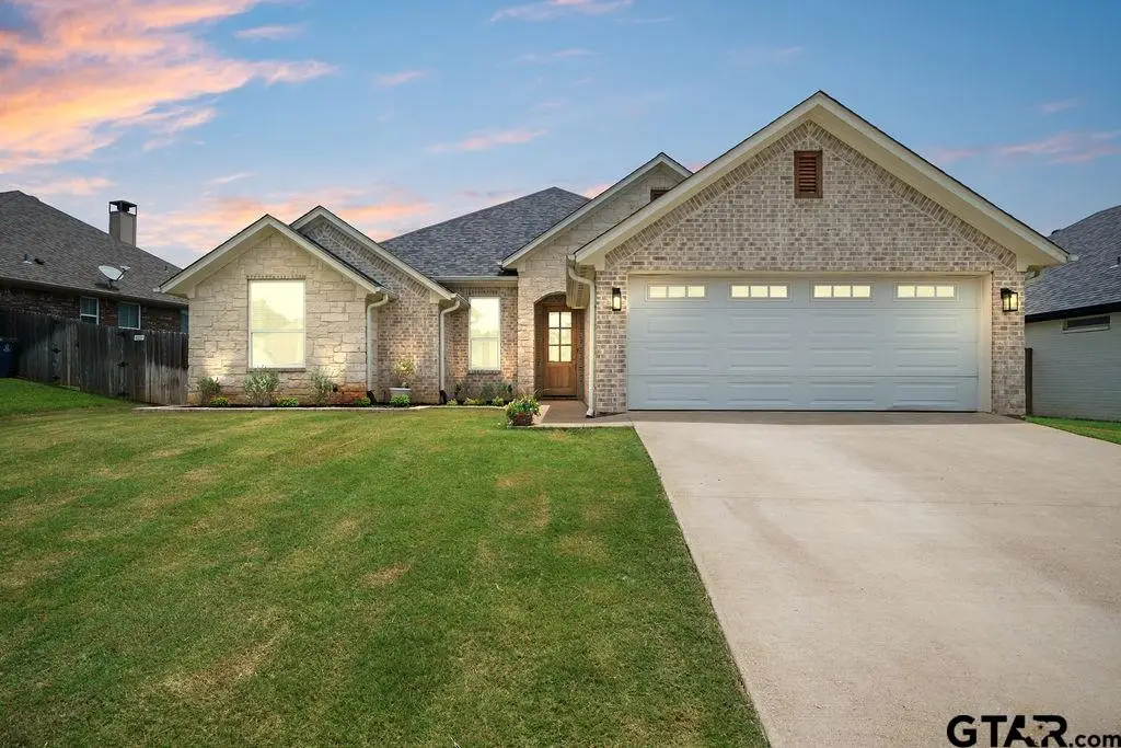 1121 Nate Cir., Bullard, TX 75757 - #1