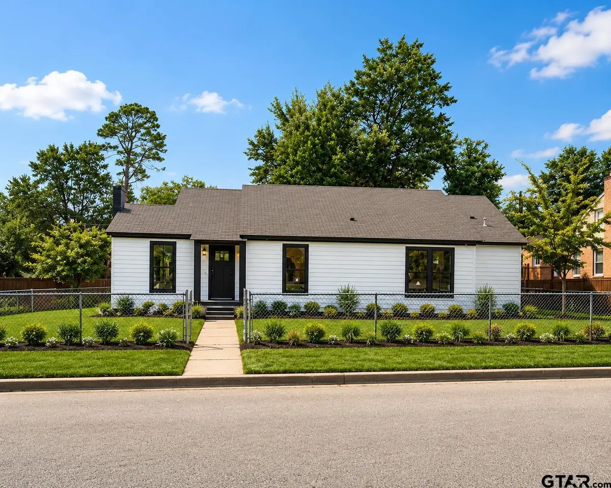 1221 Mockingbird Lane, Tyler, TX 75701 - #1