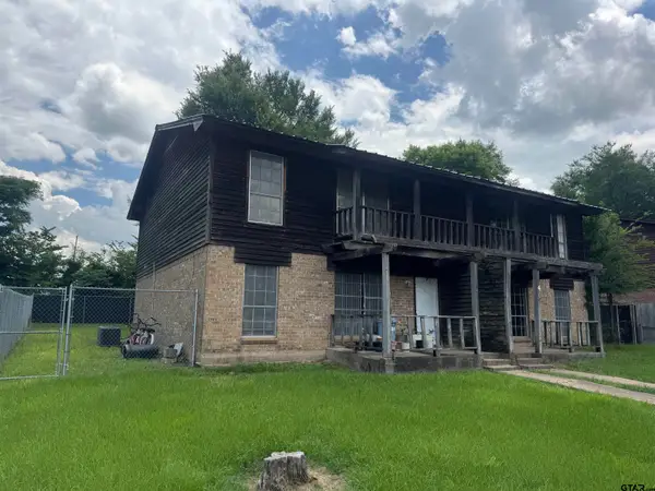 212 N Mimosa, Ore City,  75683