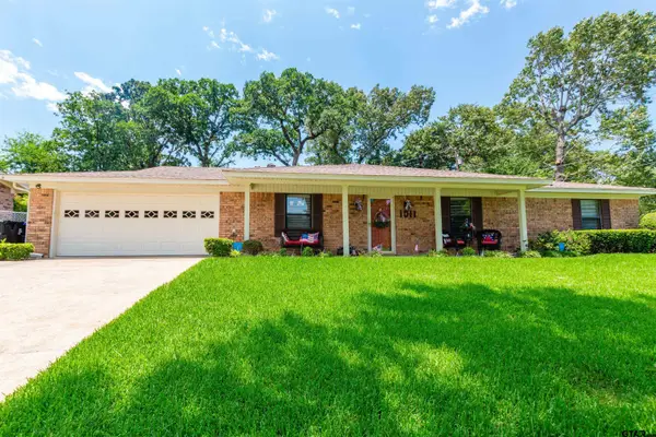 1011 Camille Dr, Longview,  75605