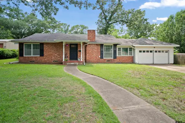 2717 Crestview, Tyler,  75701