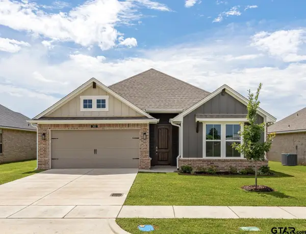 302 Driftwood Way, Whitehouse,  75791