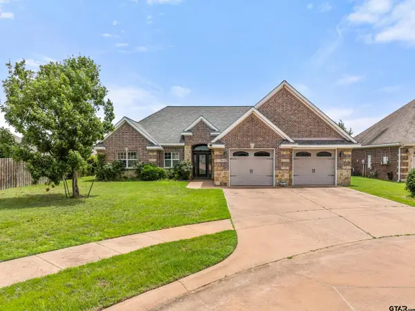 1505 Lucy Cir, Lindale,  75771