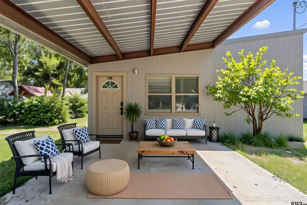 104 Truitt, Naples,  75568